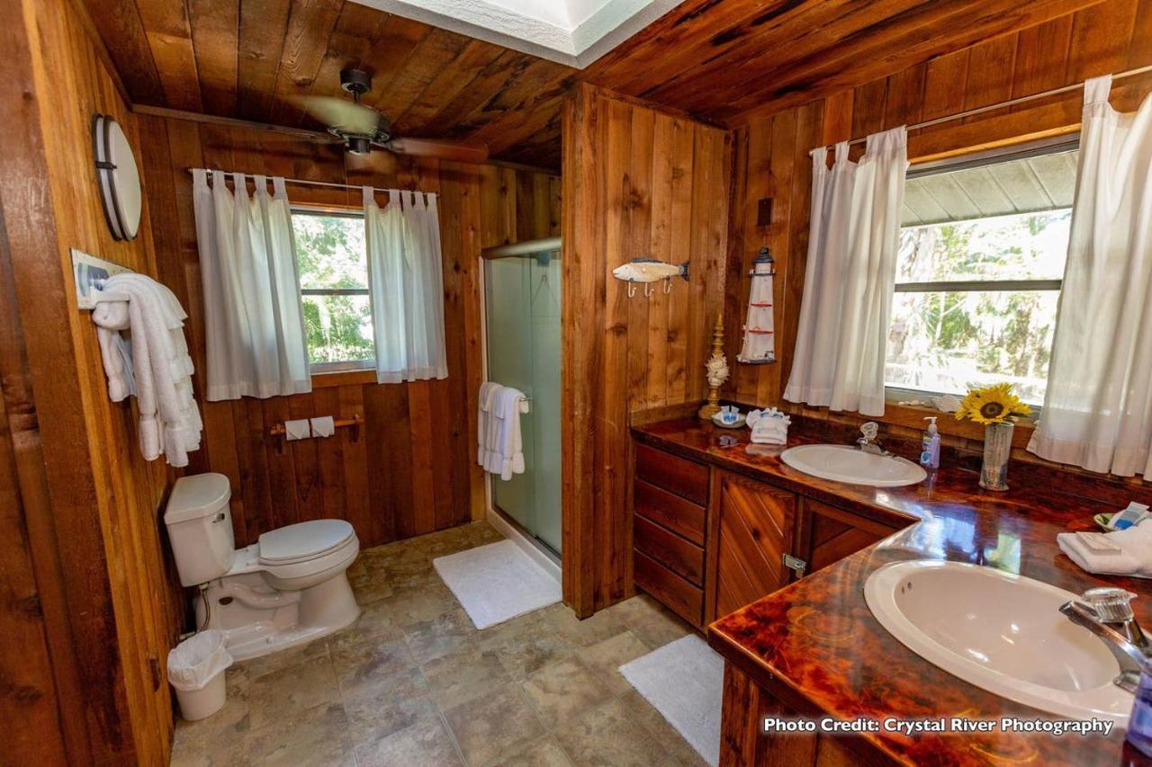 Riverfront Treetop Bungalow Homosassa Exterior photo